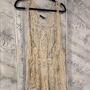 Elegant Cream Lace Sleeveless Dress